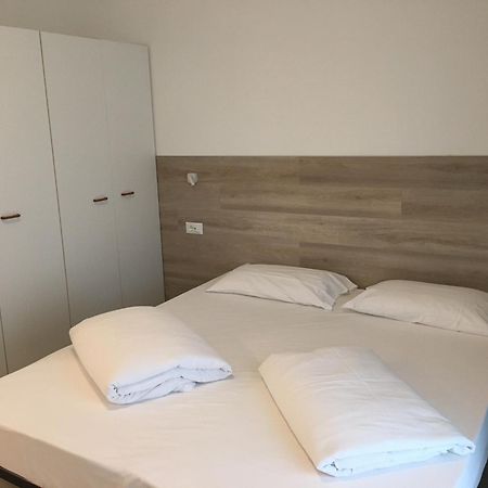 Residence Marina 리바 델 이탈리아 베로나 외부 사진